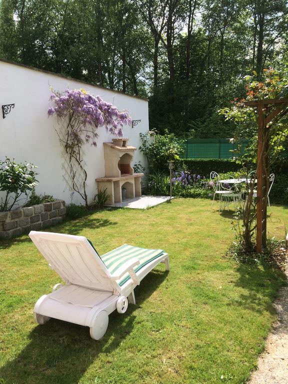 La Mansarde Bed and Breakfast Neuville-sous-Montreuil Buitenkant foto